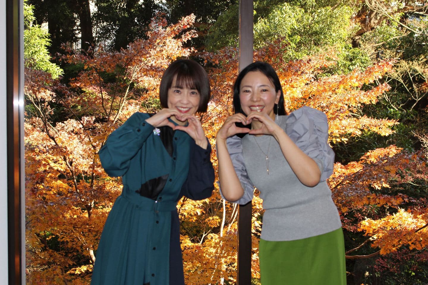 葵紀子と小林麻耶アナとオフショット